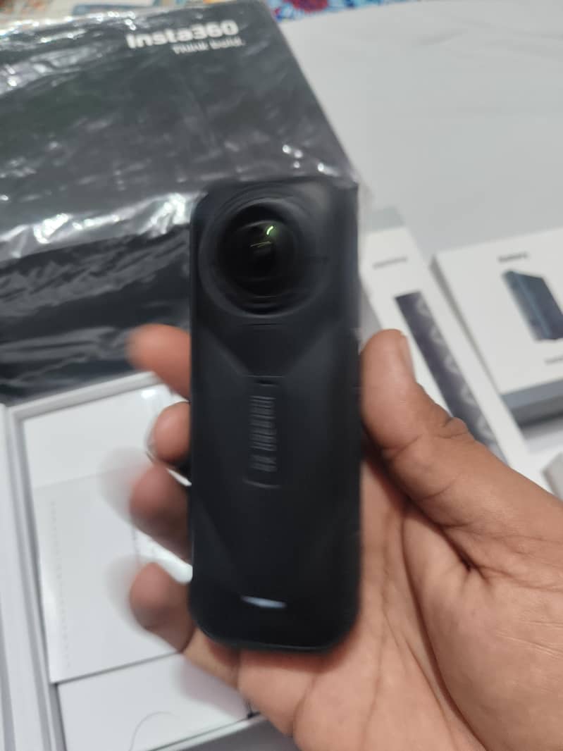 insta 360 X5 8