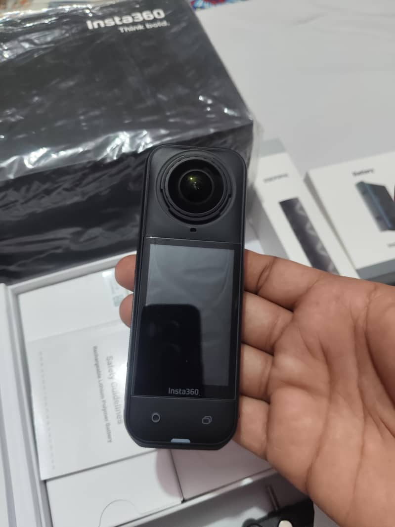 insta 360 X5 9