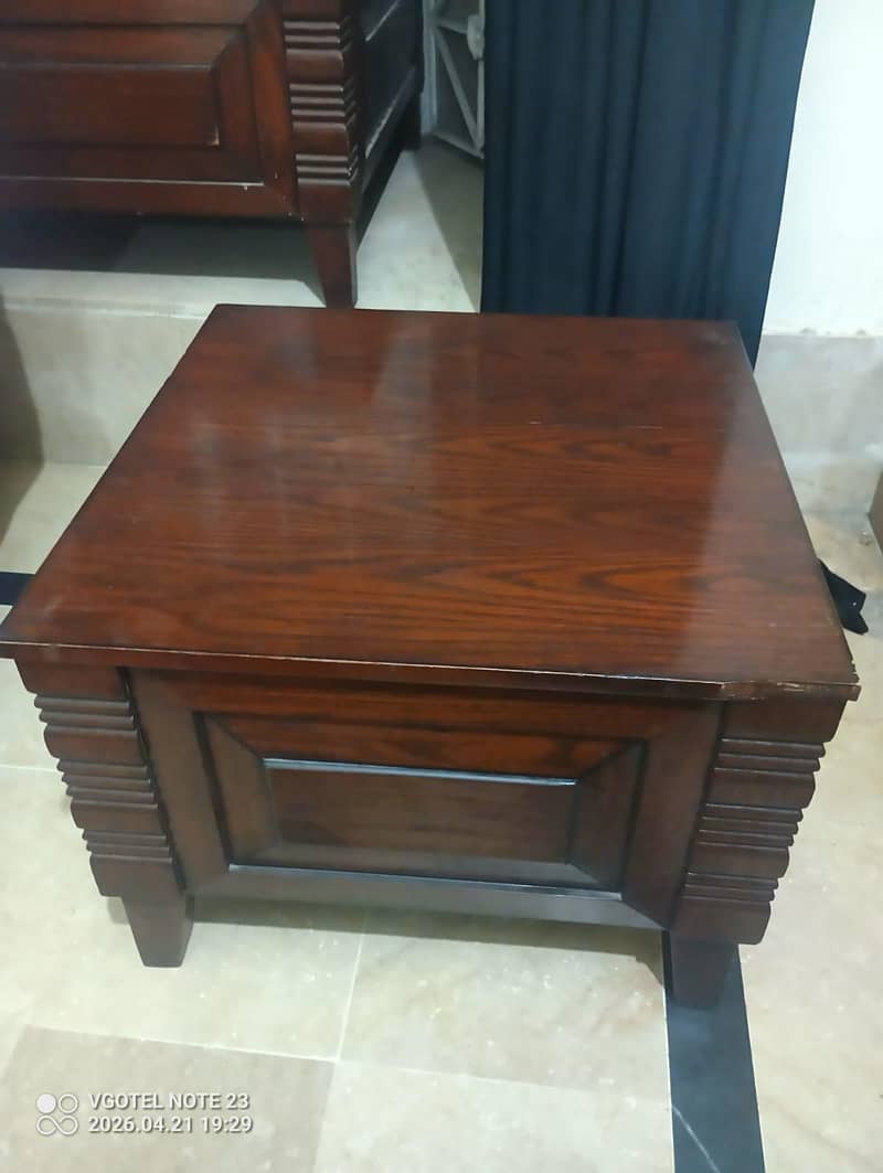 centre Table 1