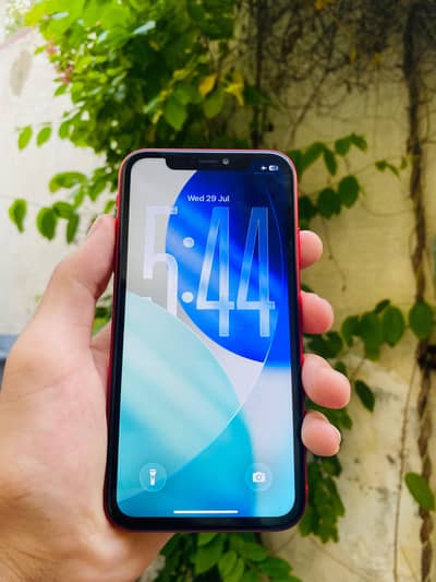 Apple iPhone 11 urgent sale(sin number)0/3/1/8/4/3/2/6/3/0/4
