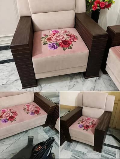 Nicely used three seater sofa with two side sofas