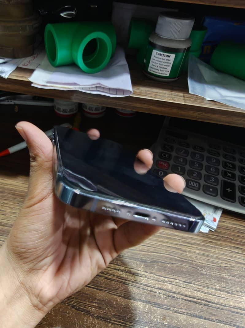 Apple iPhone 13 Pro Max 5