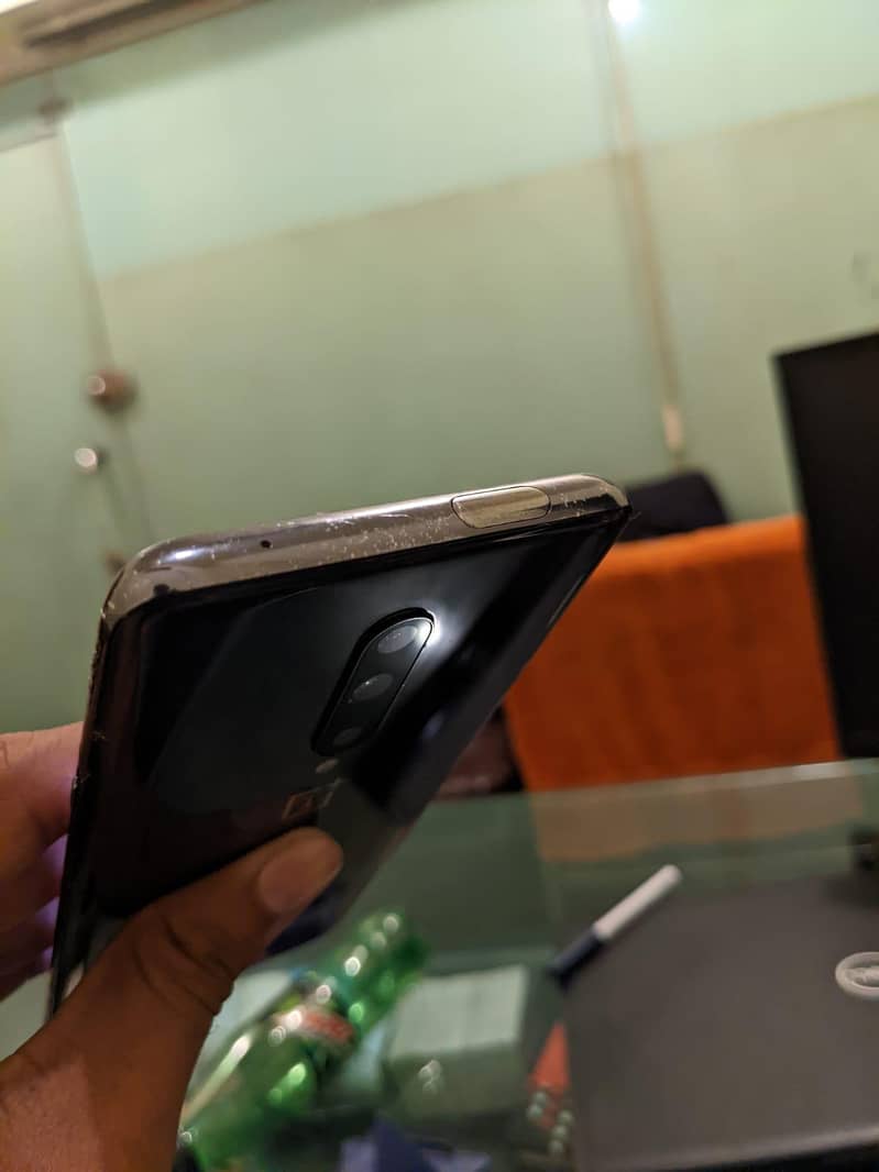 One Plus 7 Pro official PTA 3