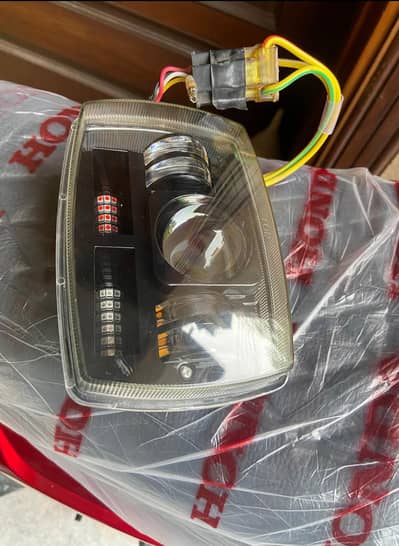 125 or 70 ki headlight for sale