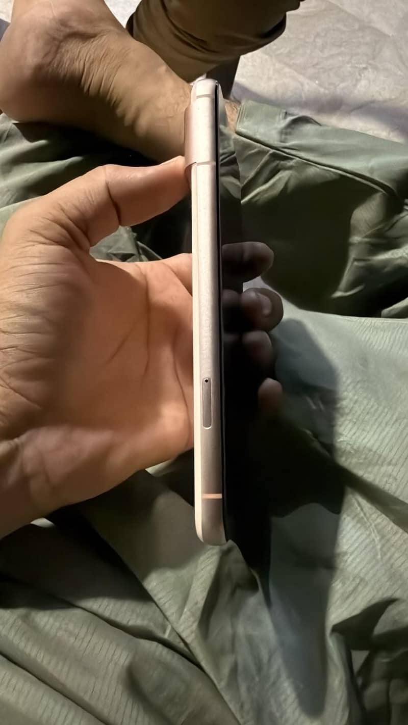 Google Pixel 8 1