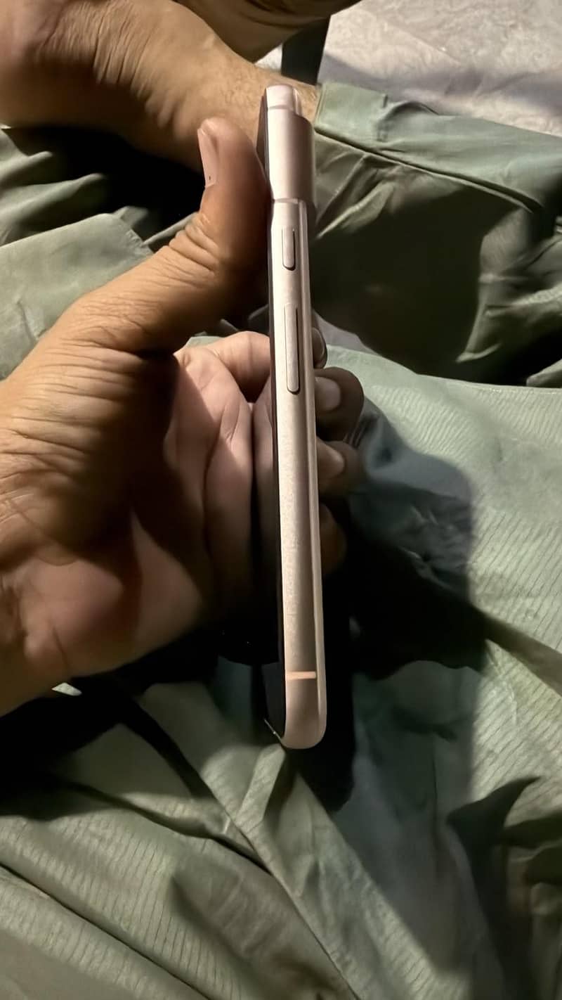 Google Pixel 8 2