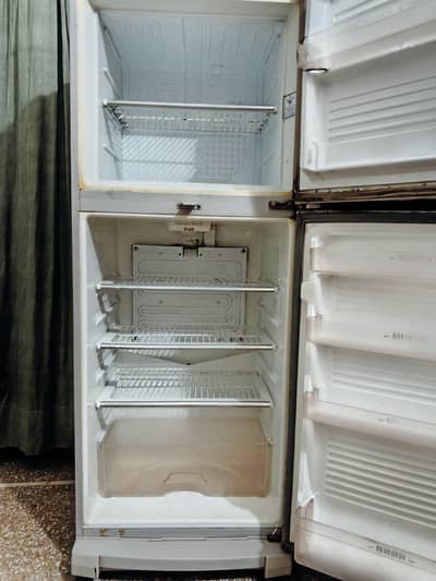 Dawlance refrigerator for sale