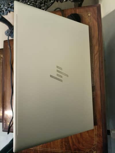 HP Elitebook 845G10. .