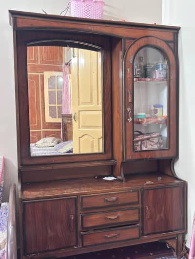 Dressing Table For Sale Used
