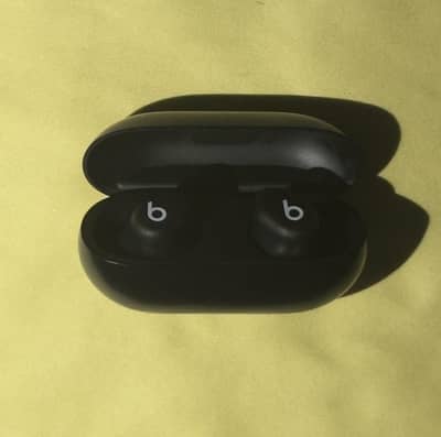 Beats Solo Buds – Matte Black | USA Imported | Excellent Condition