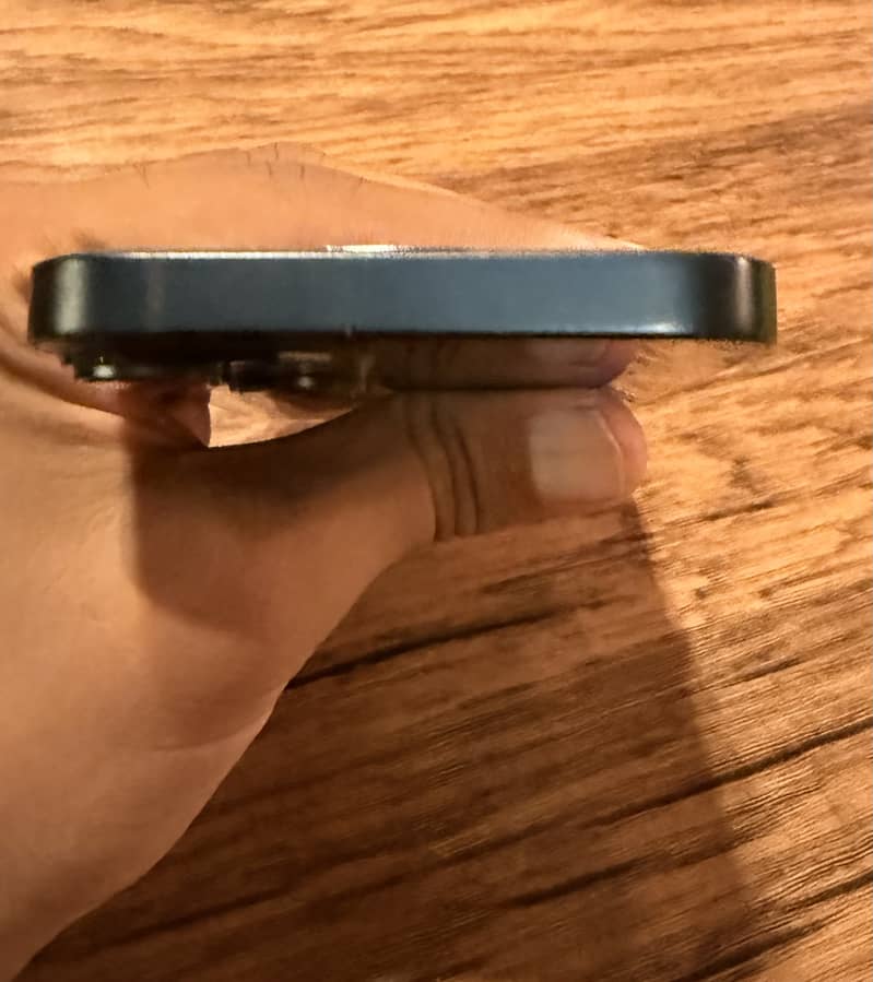 Apple iPhone 14 2