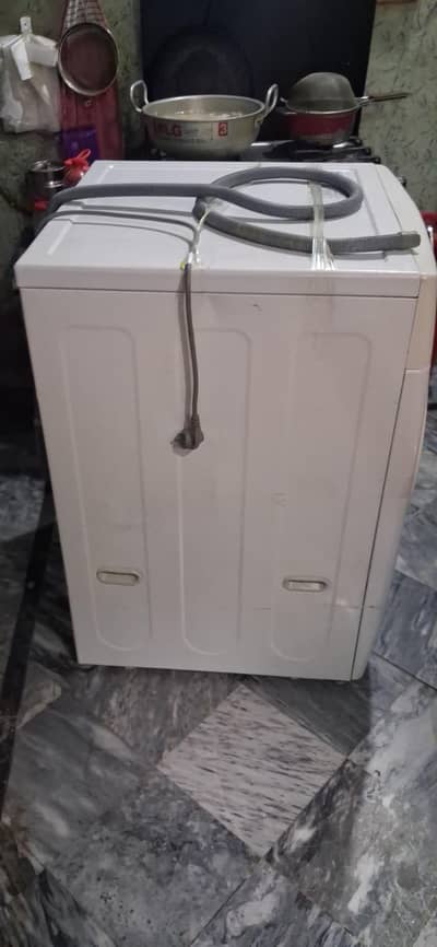 LG Fully Automatic Machine