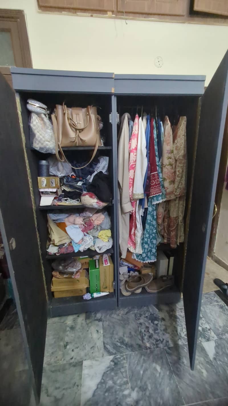 wardrobe 3
