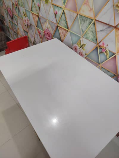white and black gaming table