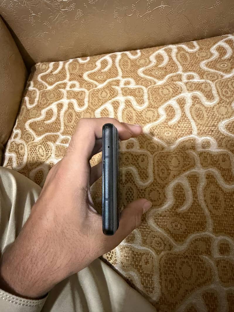 Google Pixel 6a 3