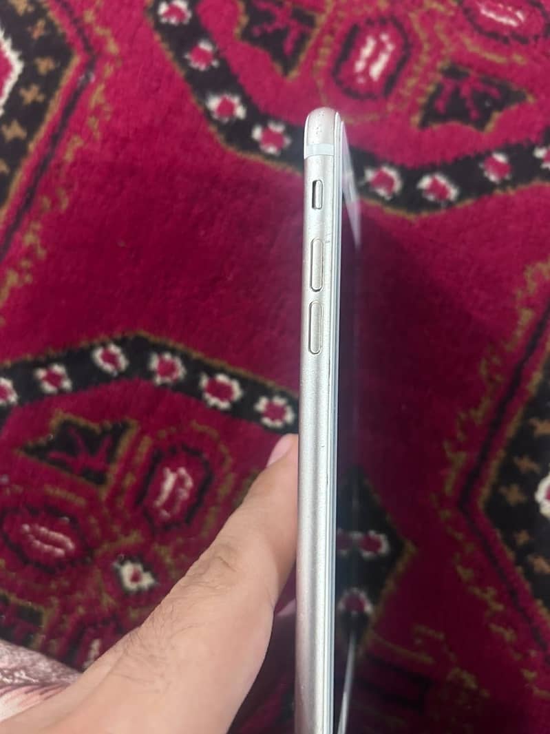 Apple iPhone 7 Plus 1
