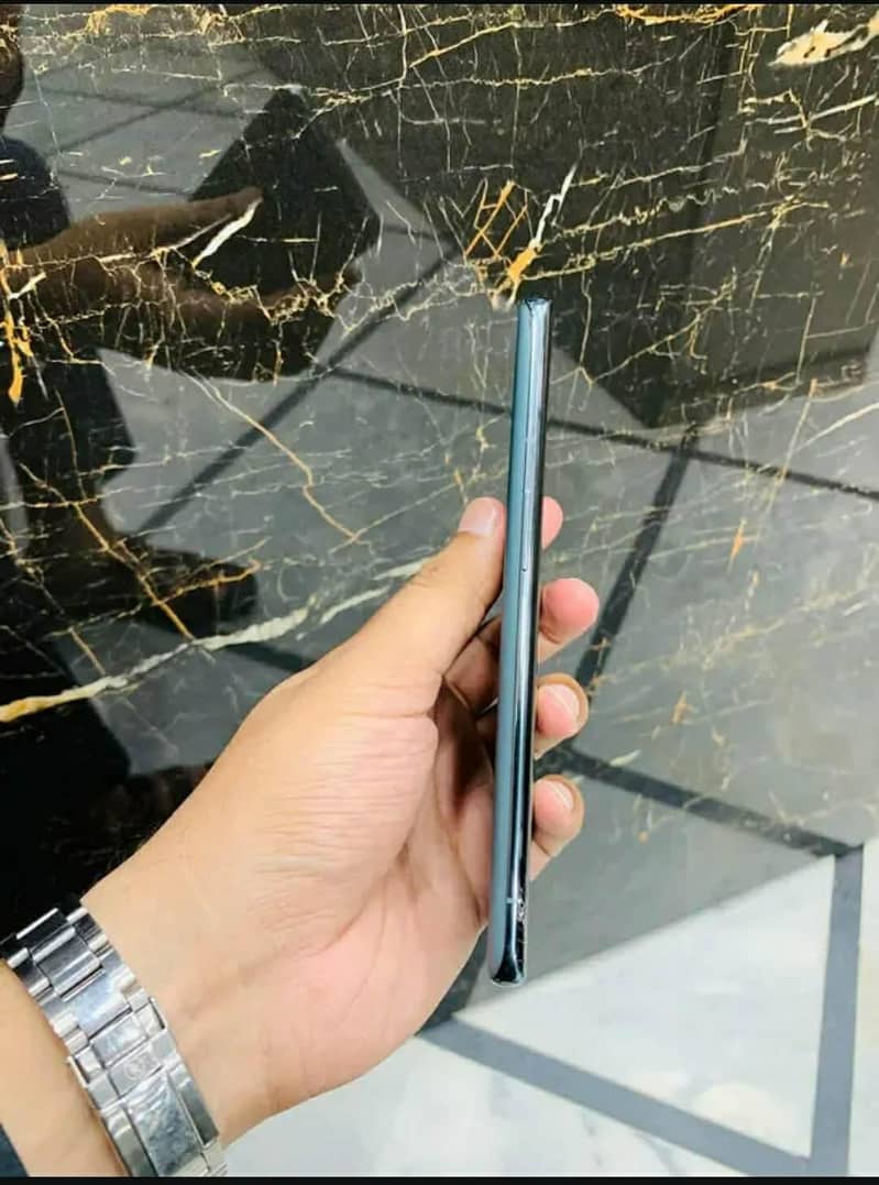 One Plus 9 Pro 1