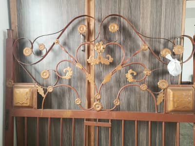 Rot Iron Queen size bed