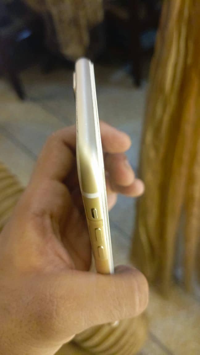 Apple iPhone 7 Plus 1