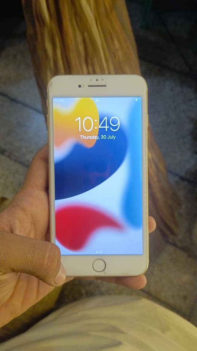 Apple iPhone 7 Plus 5