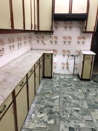 Portion For Rent In Gulshan e iqbal Block - 09