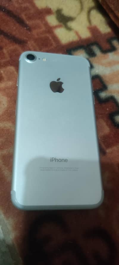 Apple iPhone 7