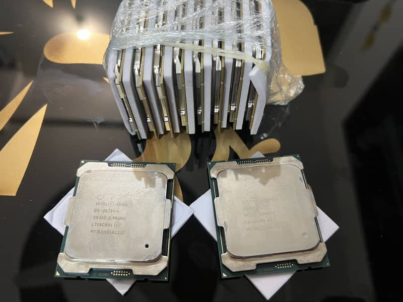 Intel Xeon E5-2673 v4 1