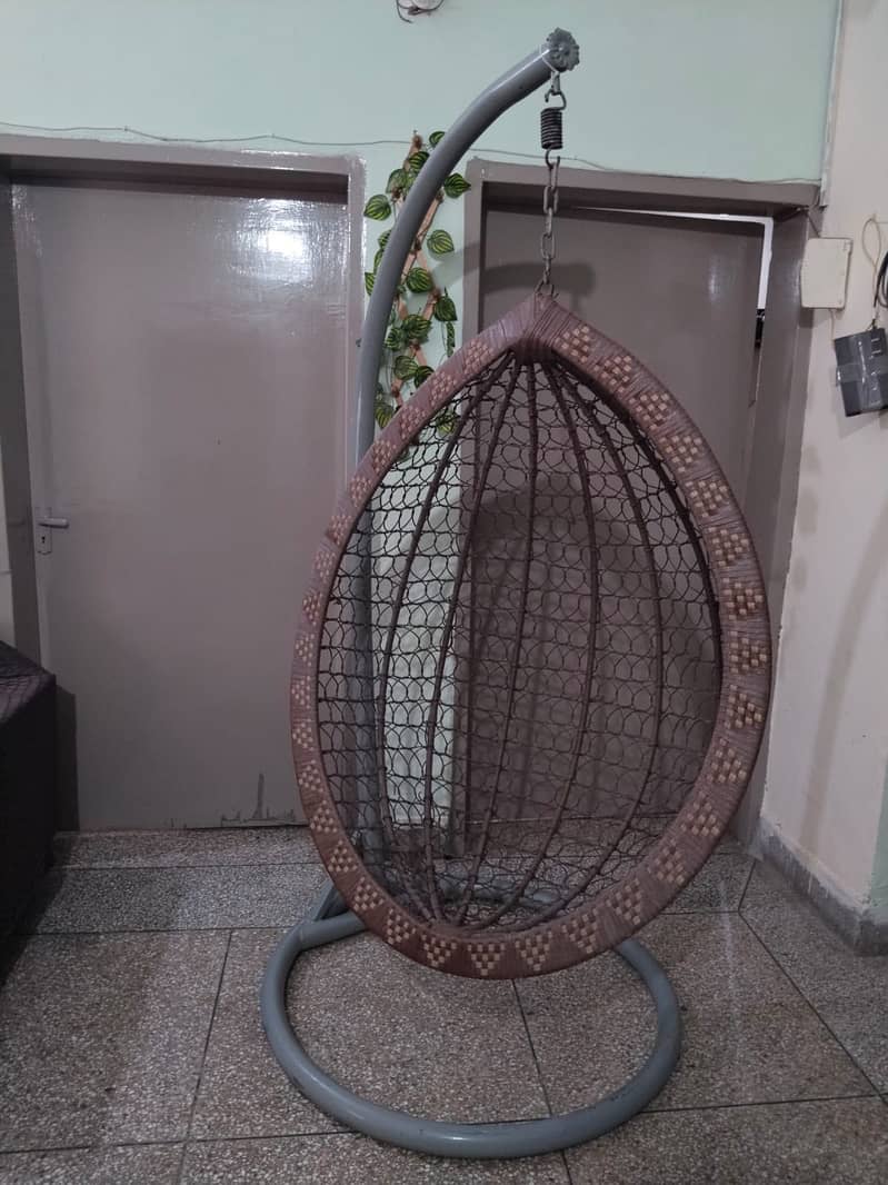 Hanging swing 1