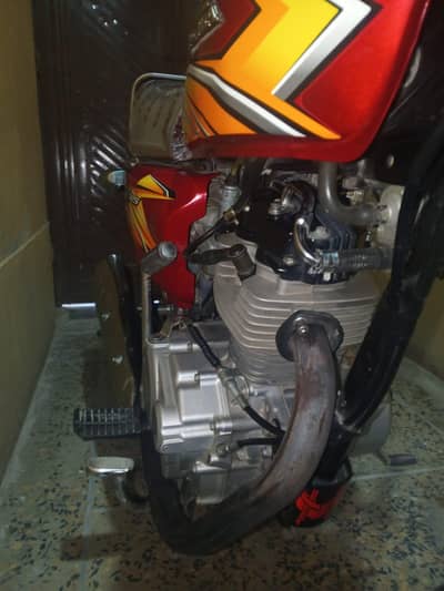 Honda 125 CG modal 2021 islamabad register like new condition