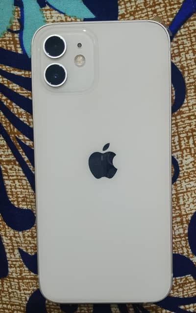 Apple iPhone 12