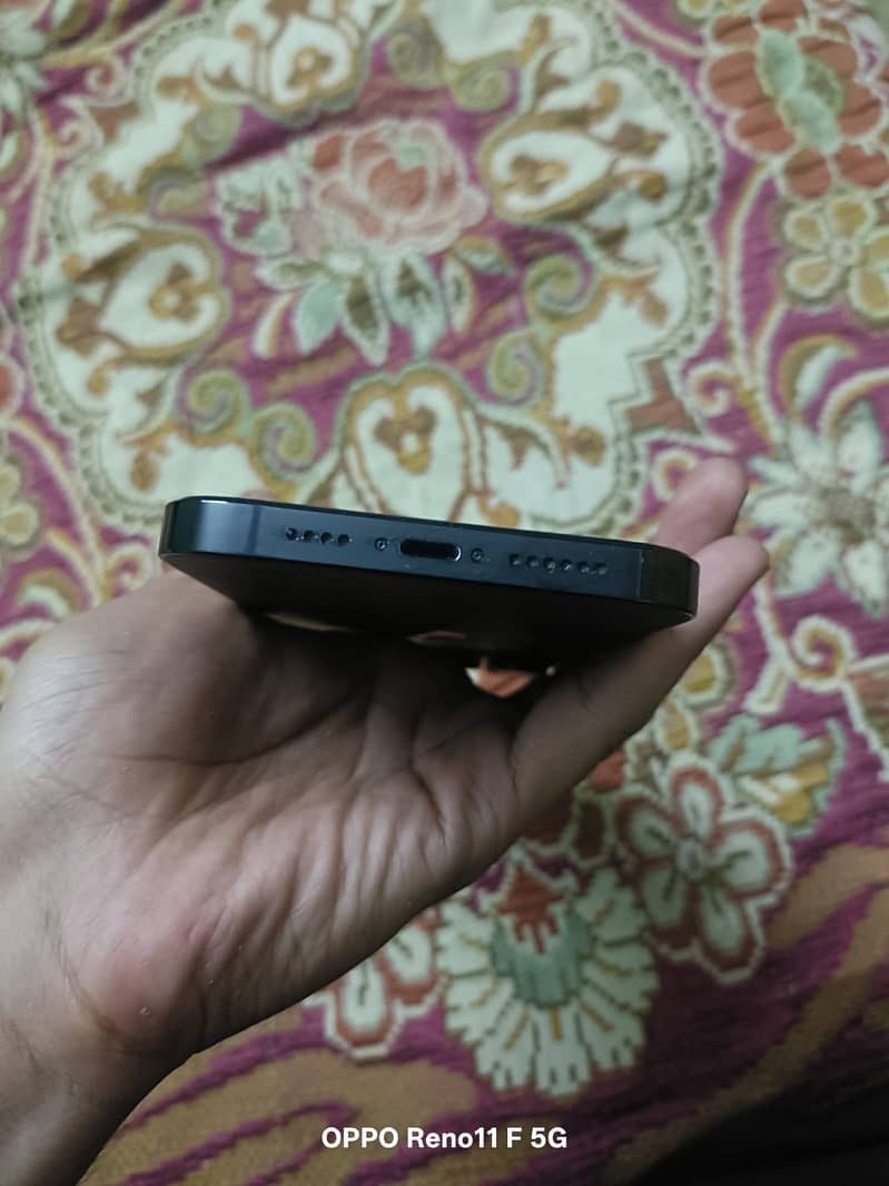 Apple iPhone 14 Pro Max 8