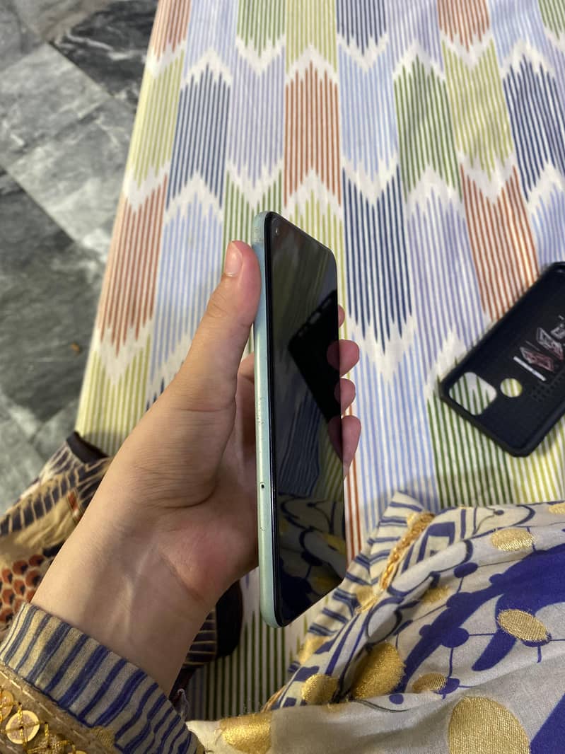 Google Pixel 5 4