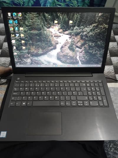 Lenovo IdeaPad 330(model 81HN)