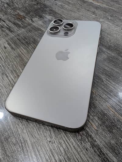 Apple iPhone 15 Pro Max