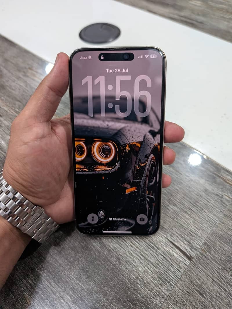 Apple iPhone 15 Pro Max 2