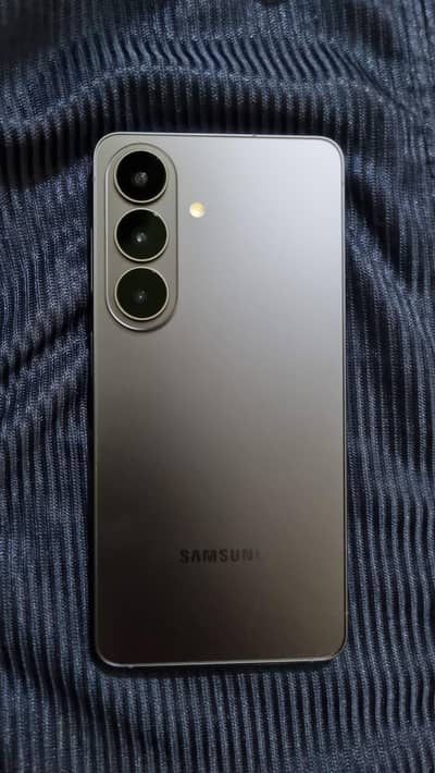 Samsung Mobile S26