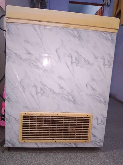 Sell D. freezer