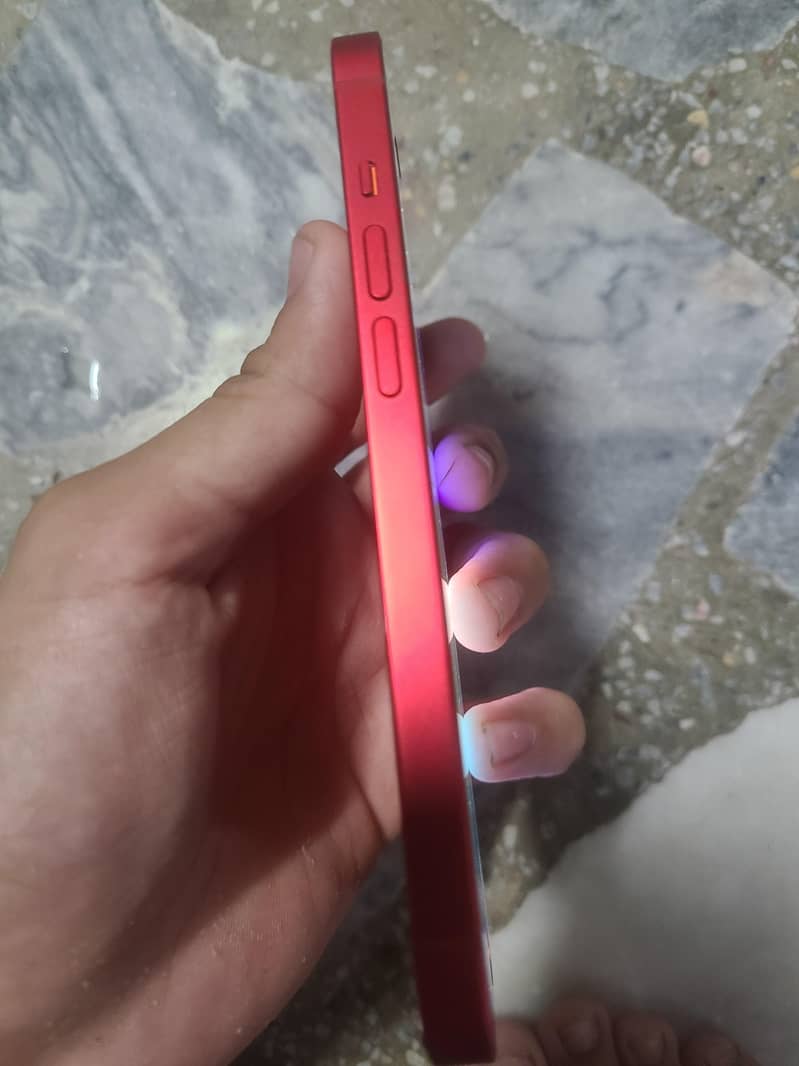 Apple iPhone 14 2