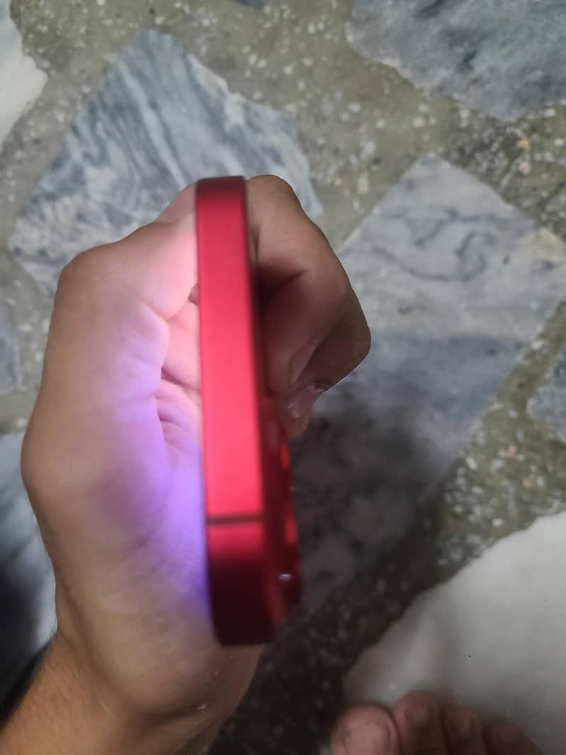 Apple iPhone 14 5
