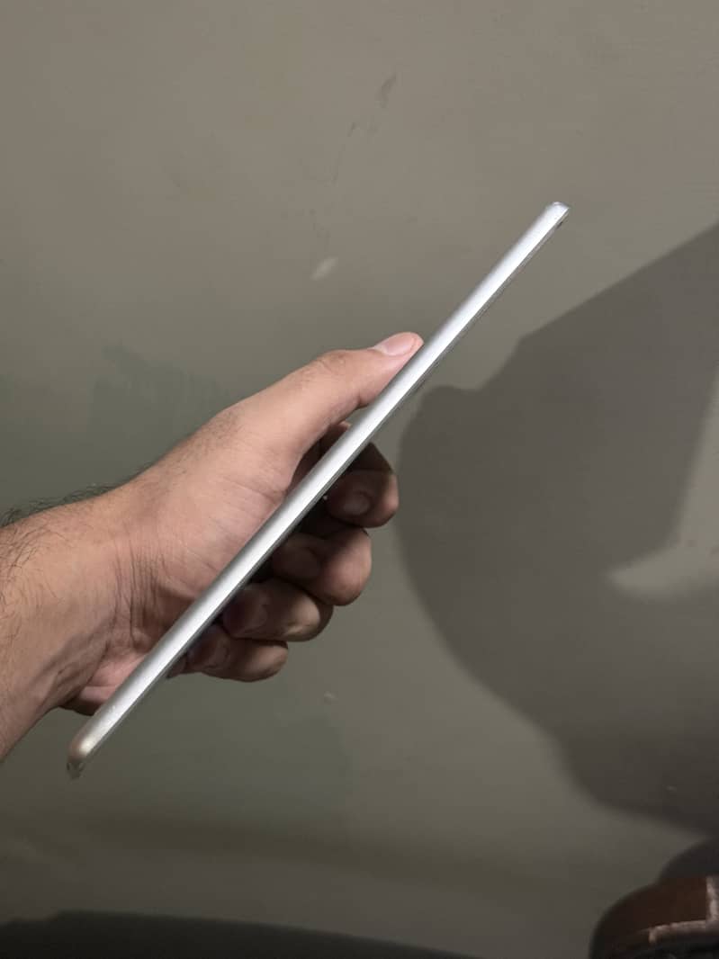 ipad mini (5th Generation) 3