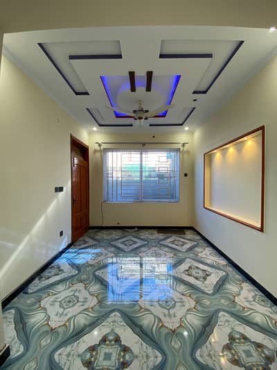 Brand New Ground Floor For Rent In I 11/2 Corner House