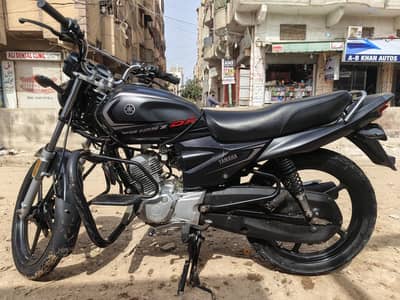 Yamaha YB 125-DX