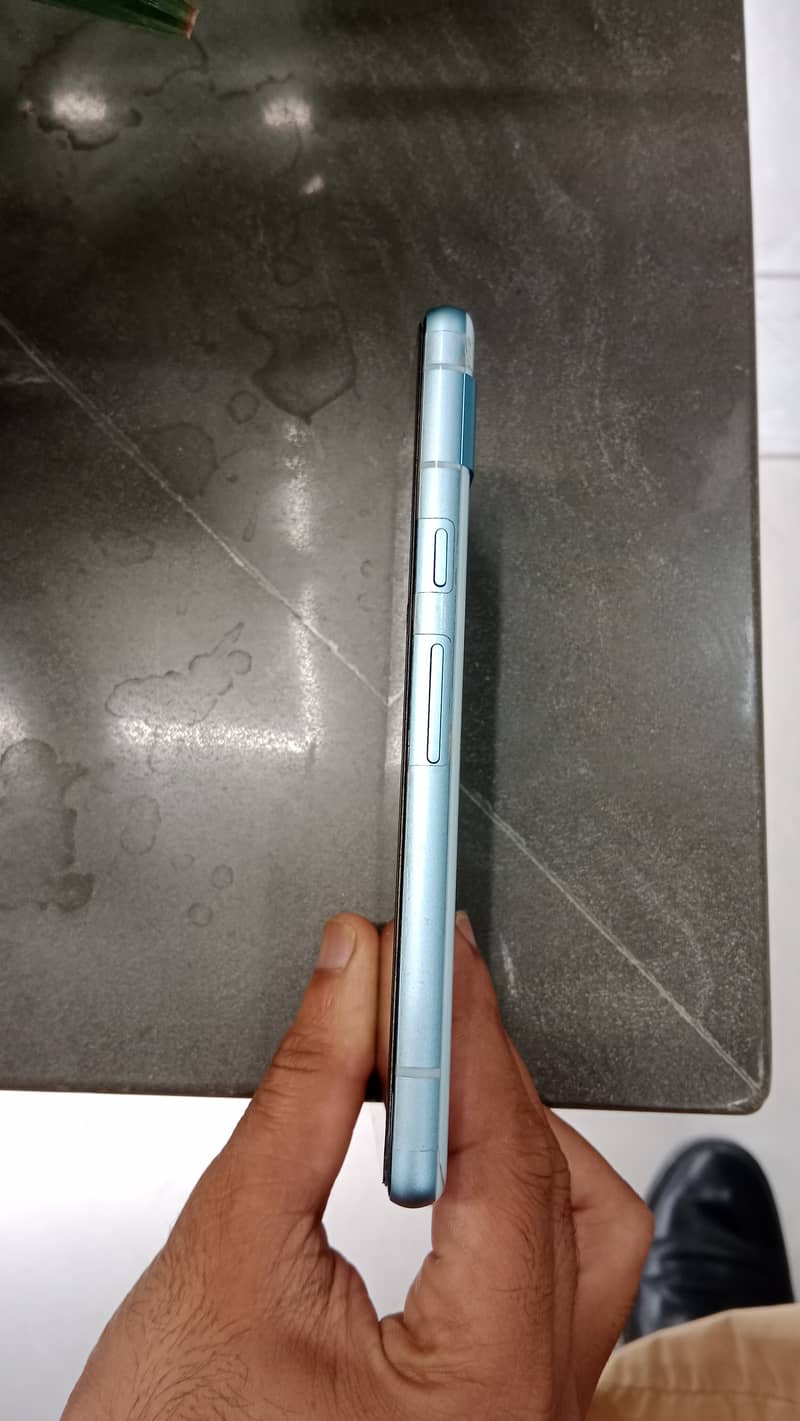 Google Pixel 7a 4