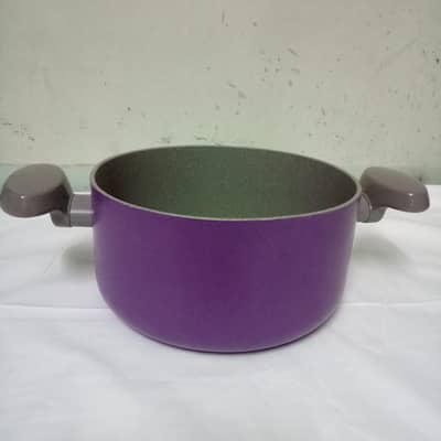 *Purple Non-Stick Cooking Pot Without Lid - Heavy Base* Made in Italy