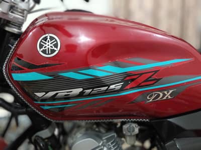 YAMAHA YB 125Z DX 2023 RED