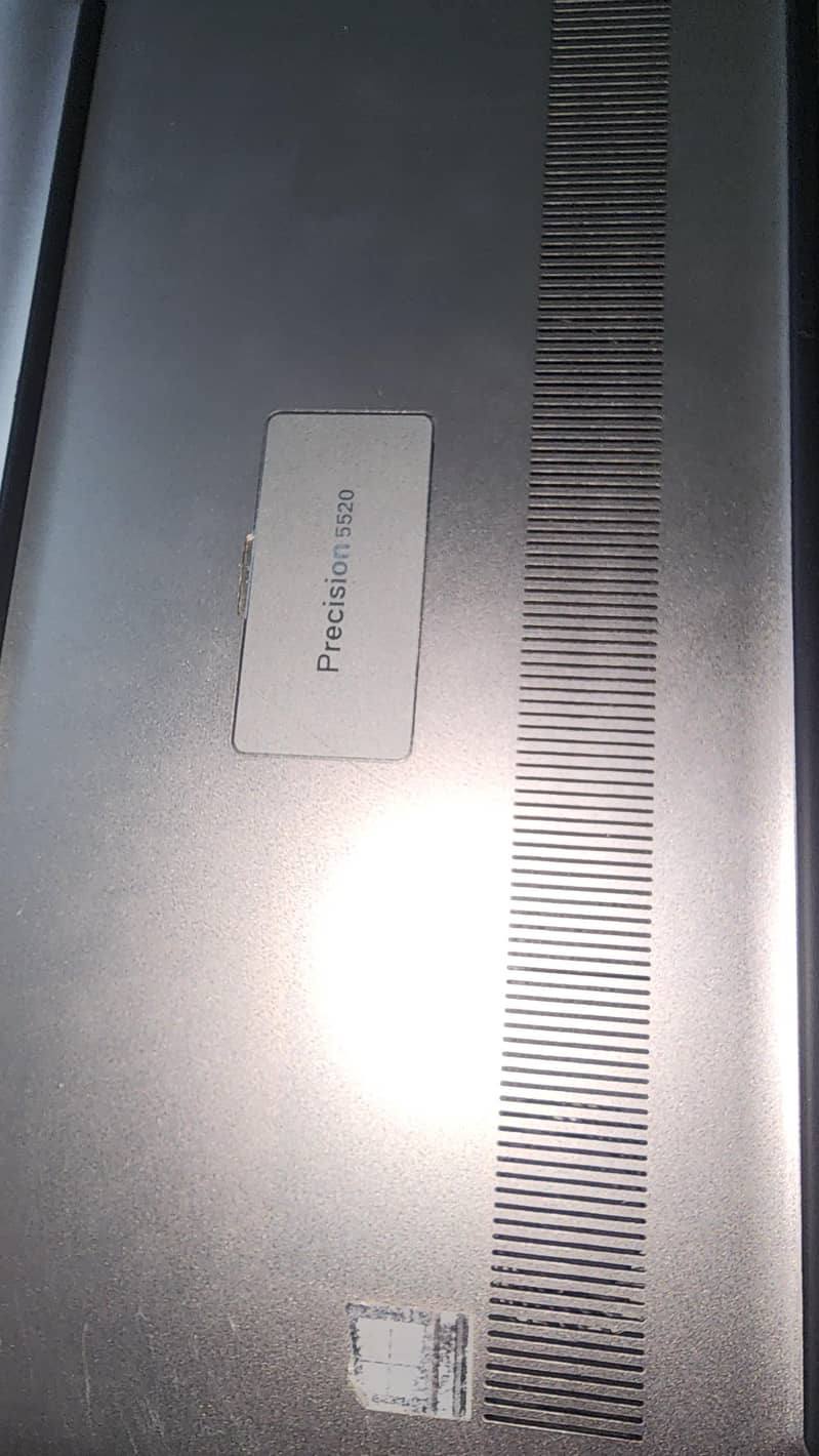 Dell precision 5520 2