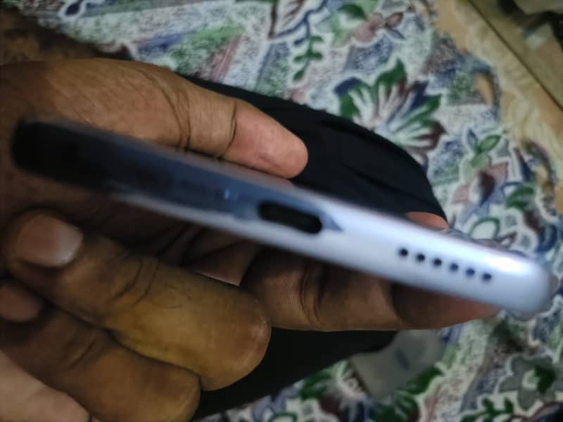 Tecno CAMON 30S 4