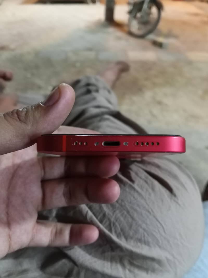 Apple iPhone 12 5