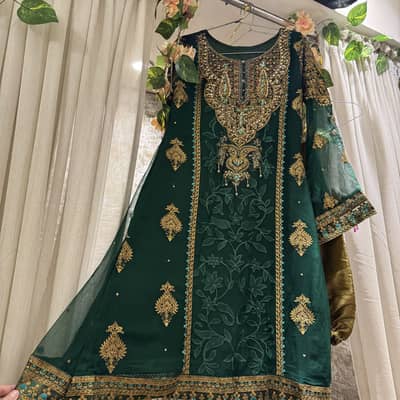 Formal dress perfect for wedding or daawat functions
