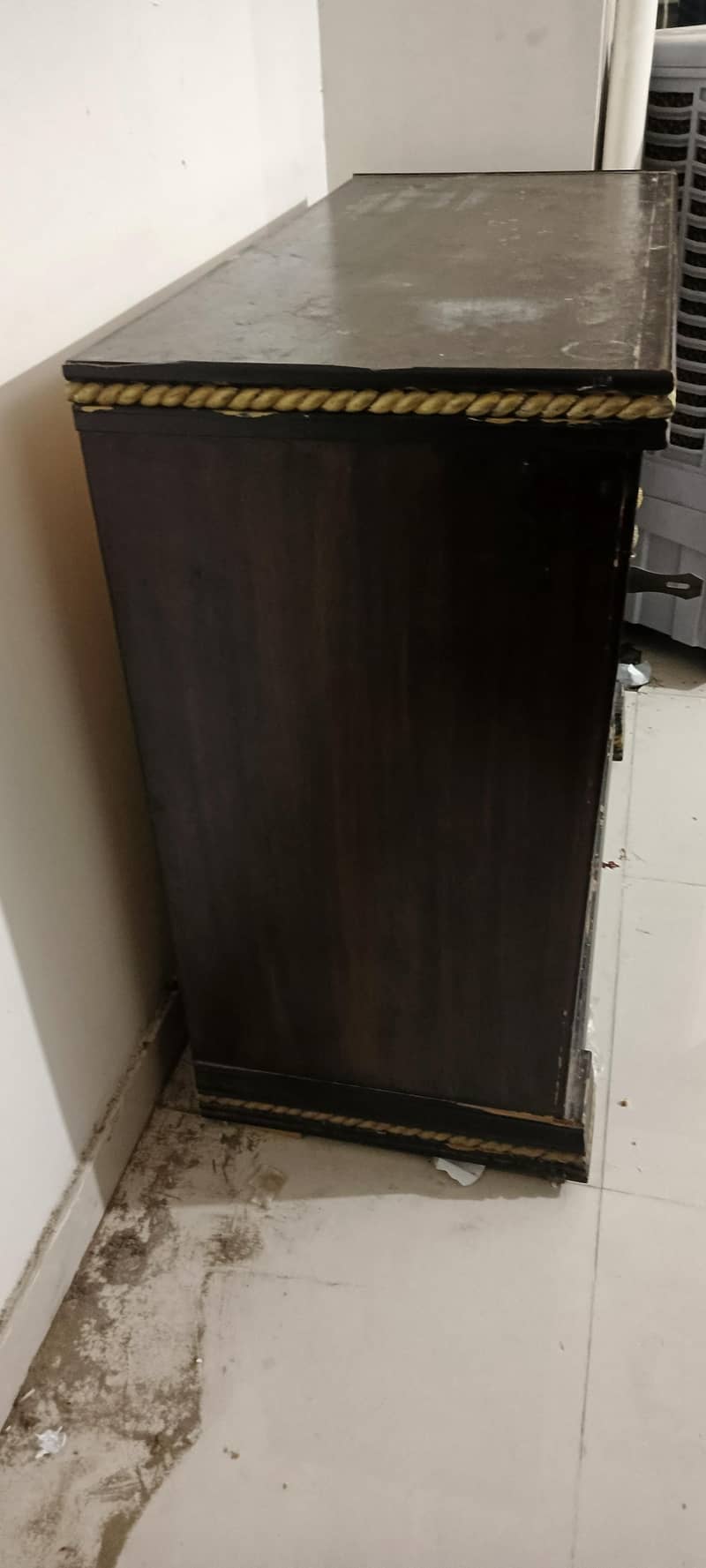 Cabinets 2